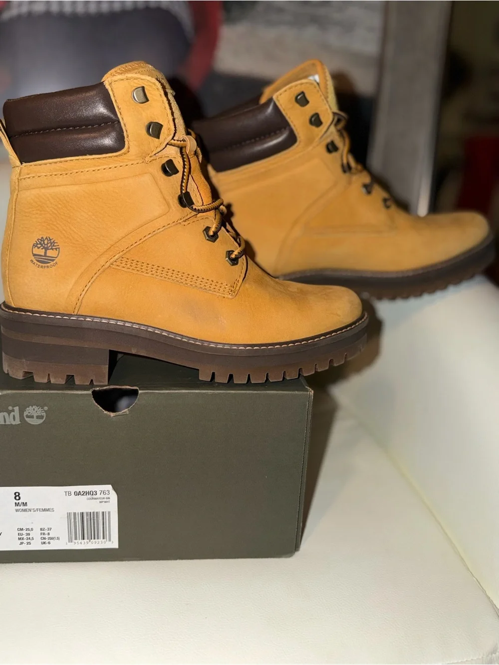 Timberland Classic Yellow Wheat Leather Boots